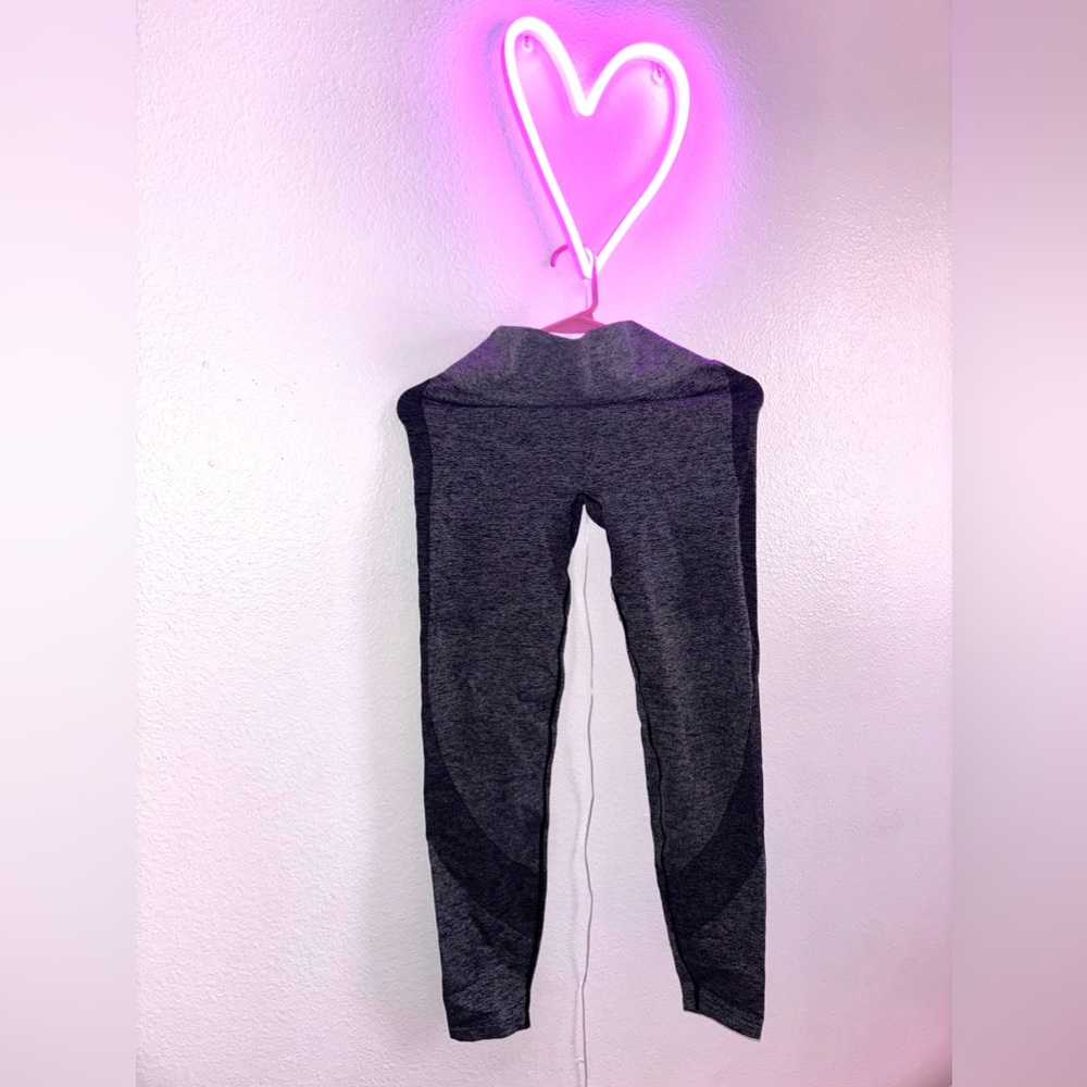 Grey leggings